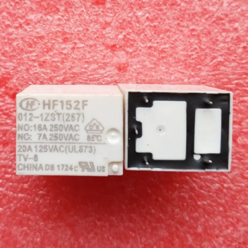 

HF152F 012-1ZST (257) relay 5 PIN 16A