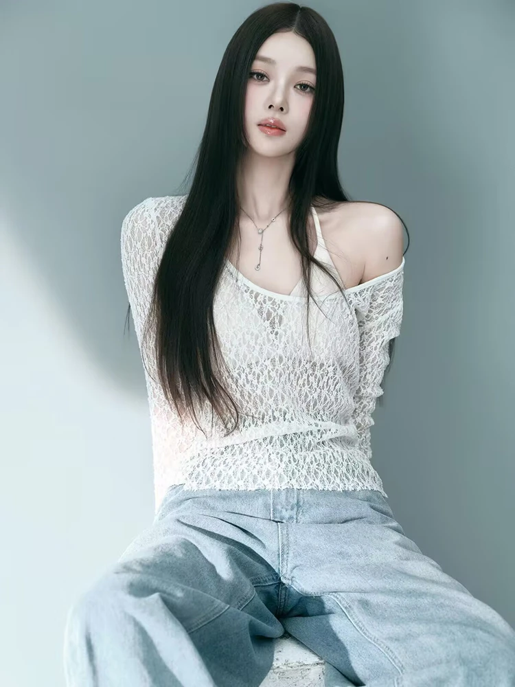 

Минималистичная одежда для фотостудии в корейском стиле: портретная съемка, холодные тона, белый цвет, дизайн «Лунный свет», простой дизайн, премиальный вид.