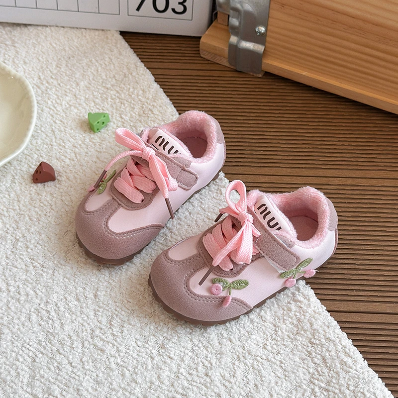 

2025 autumn and winter new sweet girls' casual shoes boys' fashionable sports shoes cherry embroidery casual princess shoes