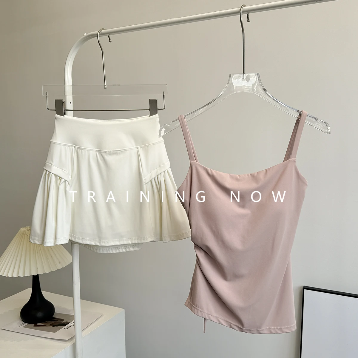 

Sports suit for women in summer 2025 high-value Pilates yoga suit professional running speed dry badminton fitness suit