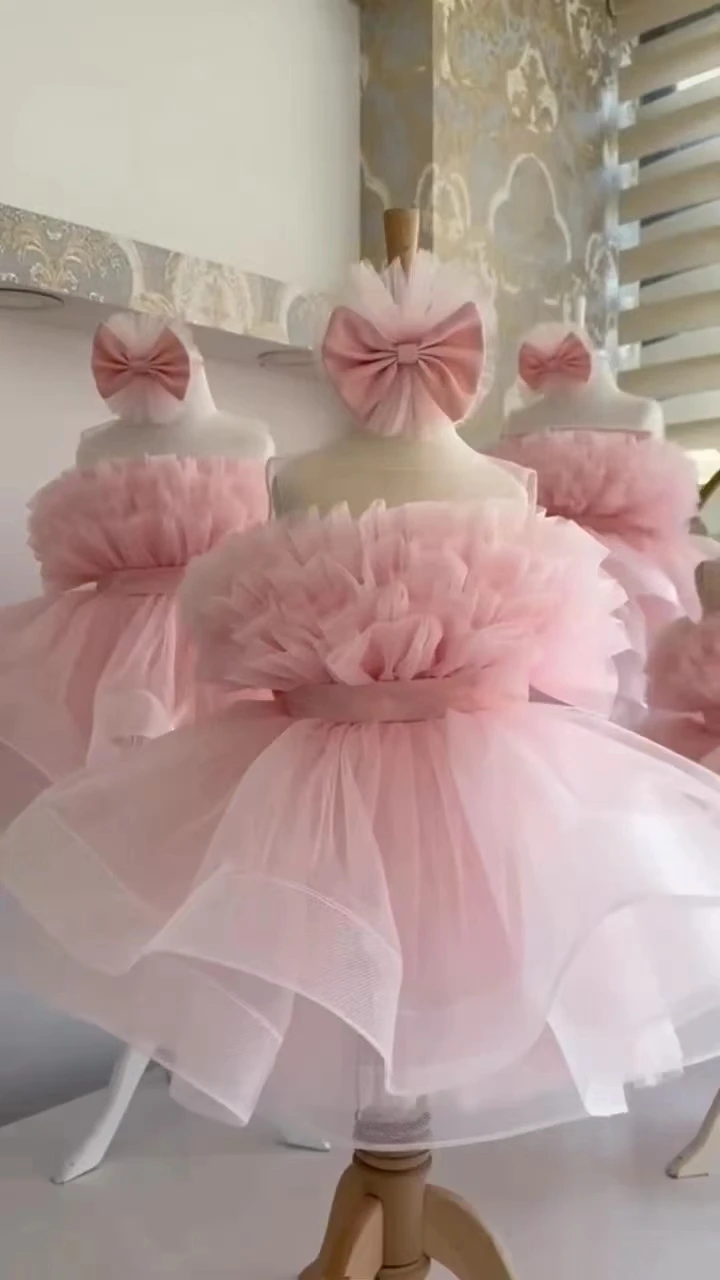 Cute Tiered Flower Girls Dresses Bow Puffy Tulle Children Pageant Ball Gown Short Kids Birthday Communion Dress