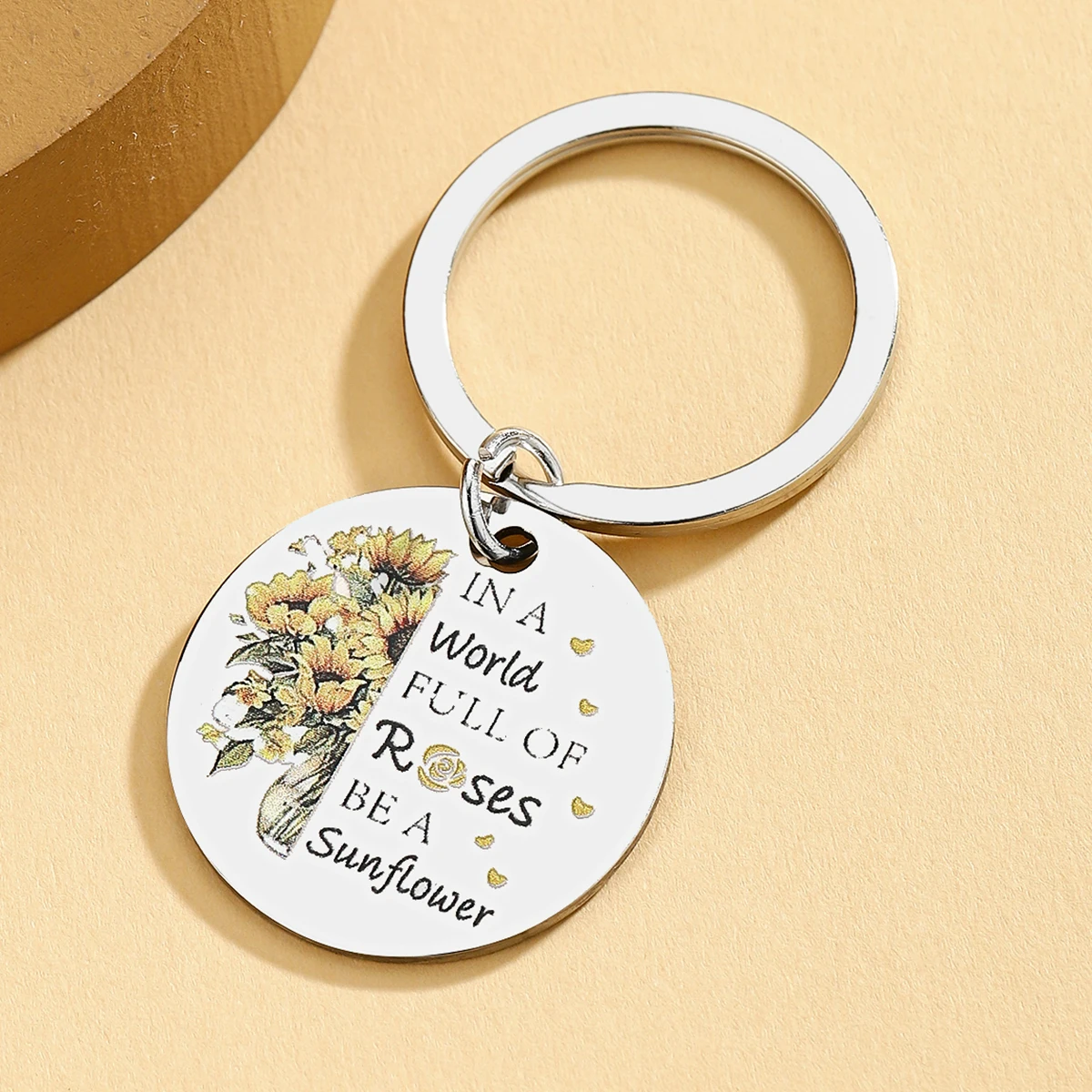 هدايا عباد الشمس للنساء هدايا أشعة الشمس هدية أمي عباد الشمس أشعة الشمس هدايا ملهمة هدايا عيد الحب للنساء المفاتيح