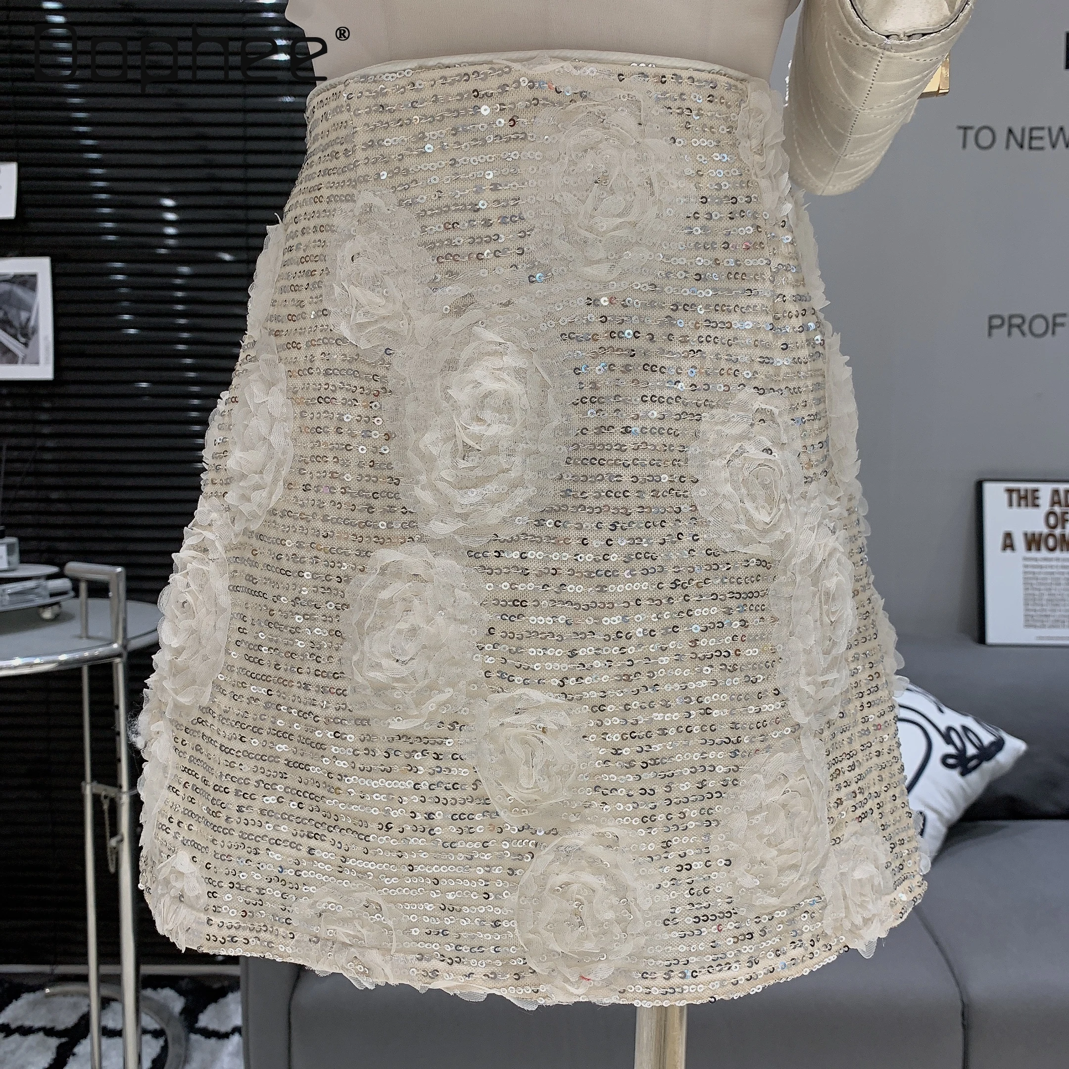 French Temperament Heavy Industry Flower Sequined Skirt Hot Girl Fashionable Sexy High Waist Mini Skirt Women A-line Skirts