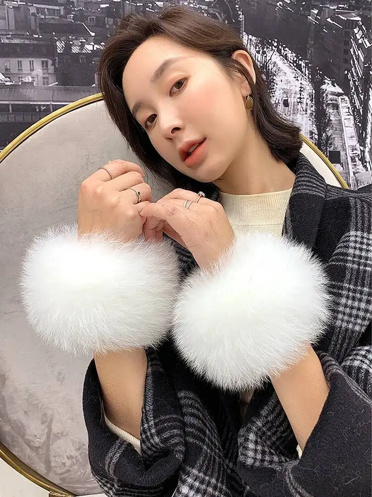 النساء الأصفاد الفراء الحقيقي موضة طوي أفخم لينة عقال رقيق اللفة خواتم الثعلب فروي سوار الربت حلقة كم الذراع معصمه ﻿