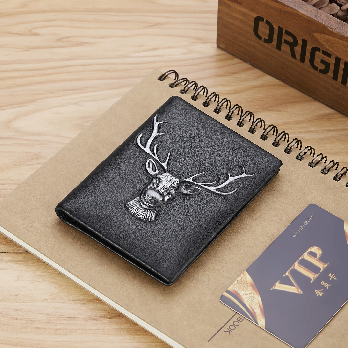 Leather men's card holder, personalized and fashionable card bag, mini lightweight small card holder cover