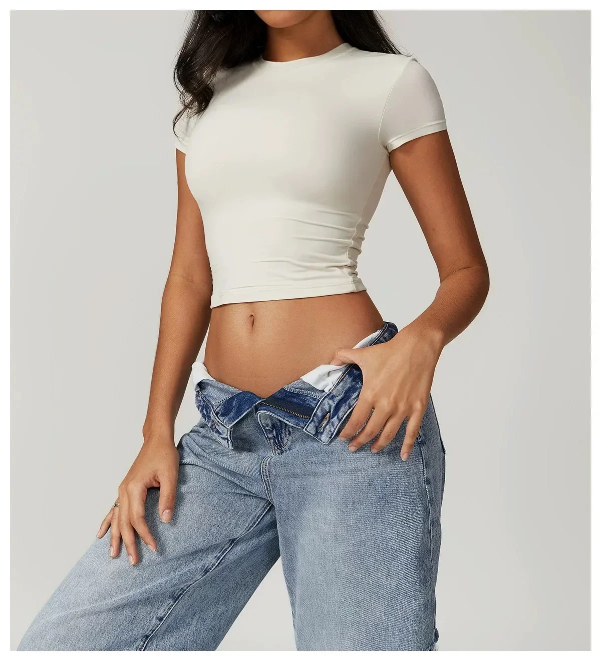 

2024 Summer New Solid Color Sports Short Sleeve T-shirt for Women's Casual Fashion Simple Korean Round Neck Slimming Top