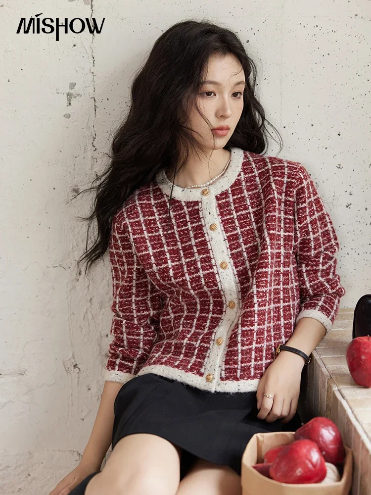 MISHOW Plaid Tweed Sweater Women Retro Red Contrast Color O-Neck Plaid Cardigan 2024 Autumn Winter Fashion Knitwear MXD34Z0937