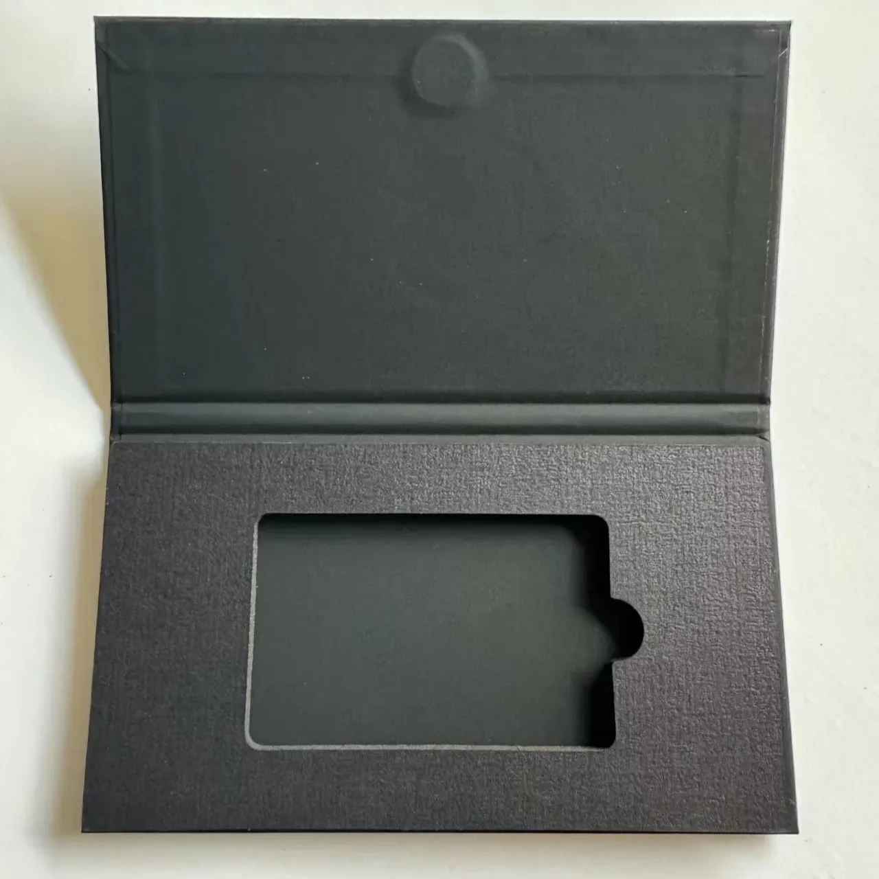 Caixa de papel de embalagem de cartões de presentes de metal plástico de crédito de negociação de casamento em branco