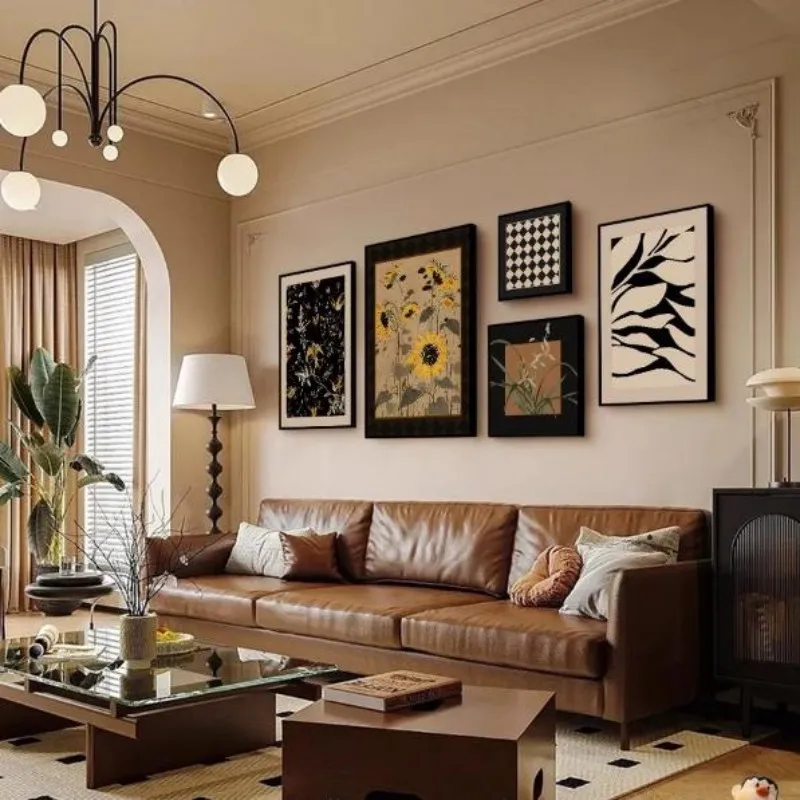 Medieval style living room combination decorative painting French retro hanging painting American high-end sofa background wall