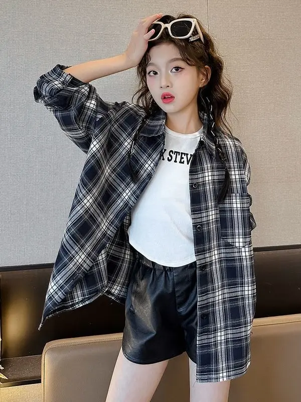 Girls Shirt Spring and Autumn 2024 New Children Fashion Pure Cotton Plaid Loose Long Sleeved Top Children Shirt