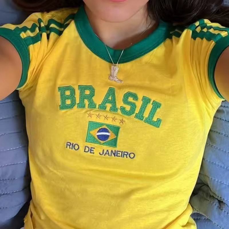 ensemble plage, maillot de bain, t-shirt court, brésilien, drapeau brésil, Rio de Janeiro