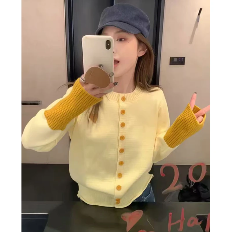 تريكو جديد طويل الأكمام محبوك سترة المرأة بالأزرار ضئيلة س الرقبة متماسكة سترة سترة المرأة بلايز Sueters De Mujer Q2099