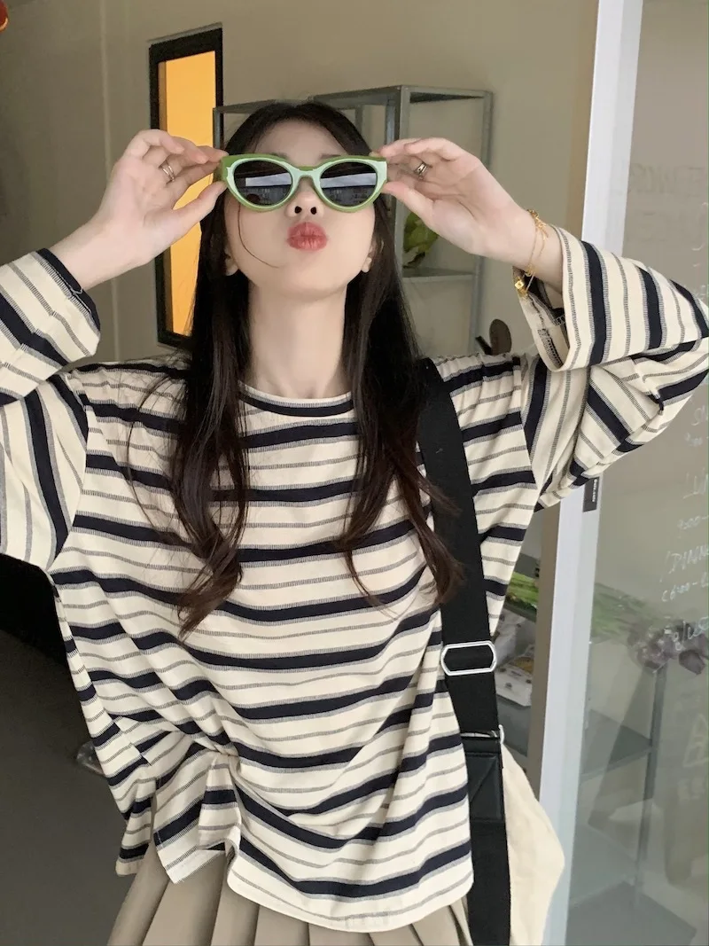 New Autumn Winter Women Striped Crew Neck Long Sleeve T-shirt Girls Student Loose Slim Top Lady Casual Base Shirt Teenage Sports