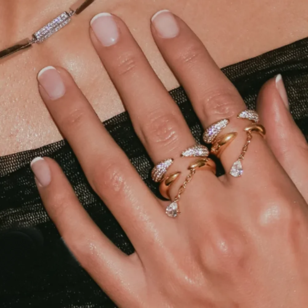 

2025 New Luxury CZ Open Adjust Finger Ring for Women Girl Rose Gold Color Micro Pave White Tear Drop Cubic Zirconia Rings
