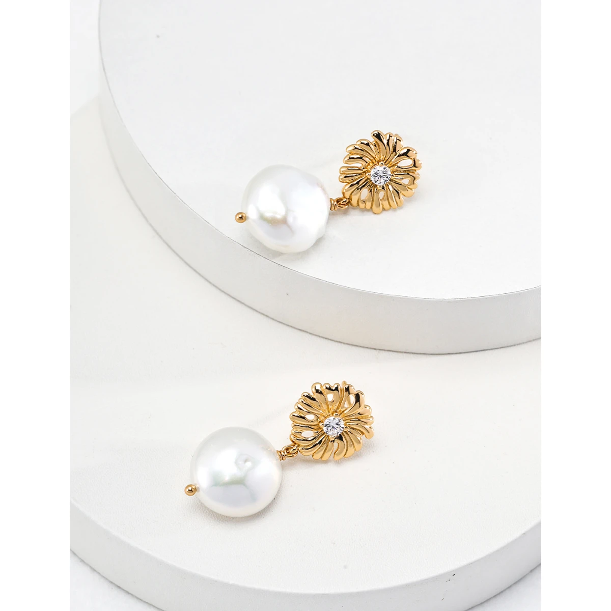 Full Body S925 Pure Silver Plated 18K Gold | Zircon | Natural Pearl Earrings 101967