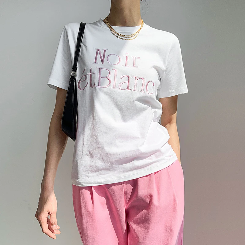 تي شيرت صيفي أنيق جديد برقبة دائرية مطرز بتصميم حروف فضفاضة غير رسمية بأكمام قصيرة تي شيرت علوي عصري متعدد الاستخدامات على ال...