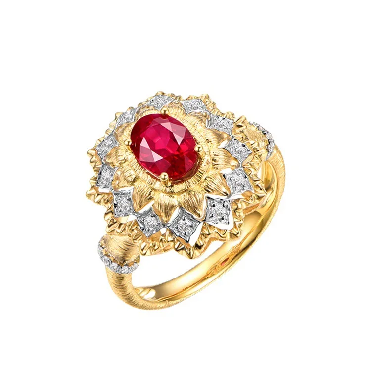 

Italian textured gold carving simulation pigeon blood ruby ring Two-color gold and red diamond hand-drawn ring