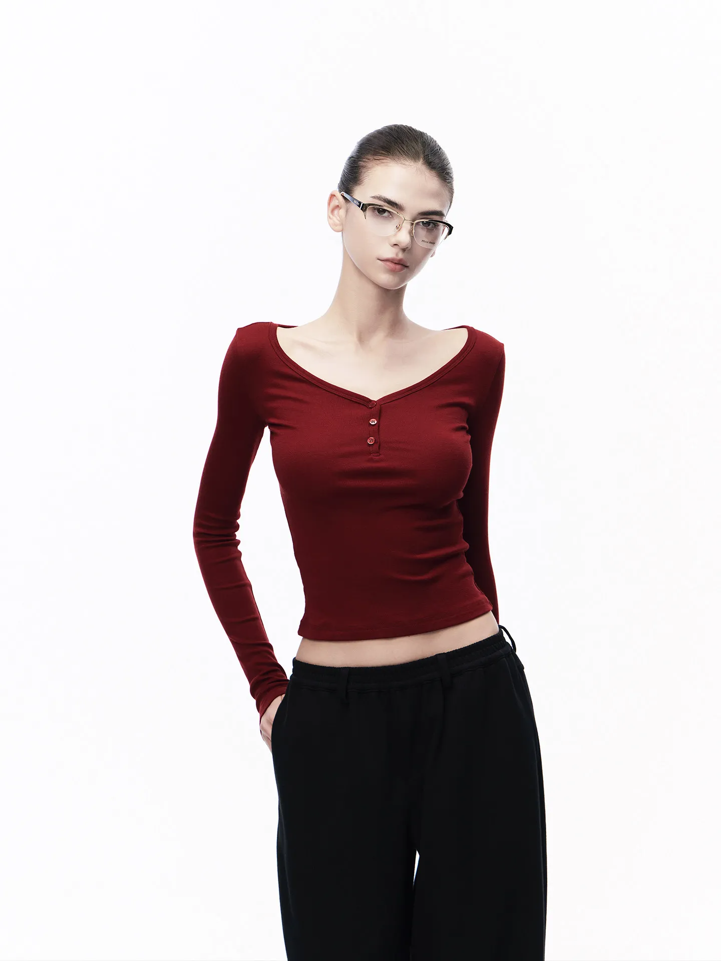 

JLAUNT Red Long Sleeve V-Neck T-Shirt Women's Slim Fit Inner Wear American Hot Girl Base Shirt Short Style City Walk T-Shirt