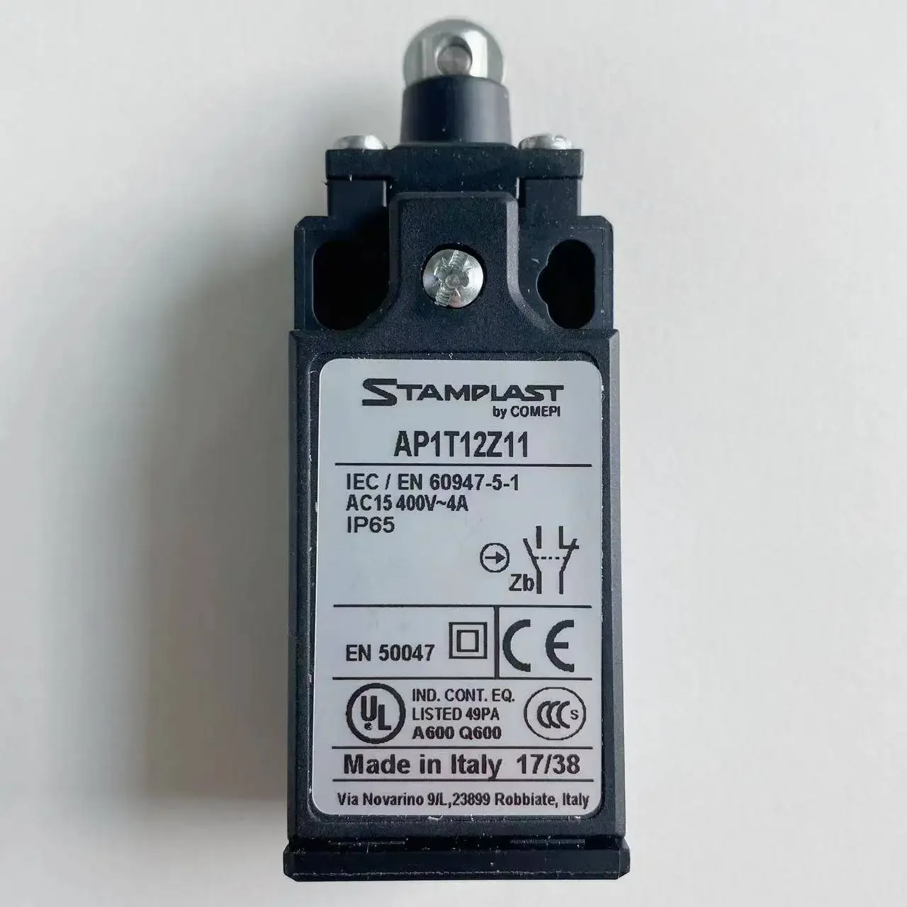 New original COMEPI limit switch AP1T12Z11