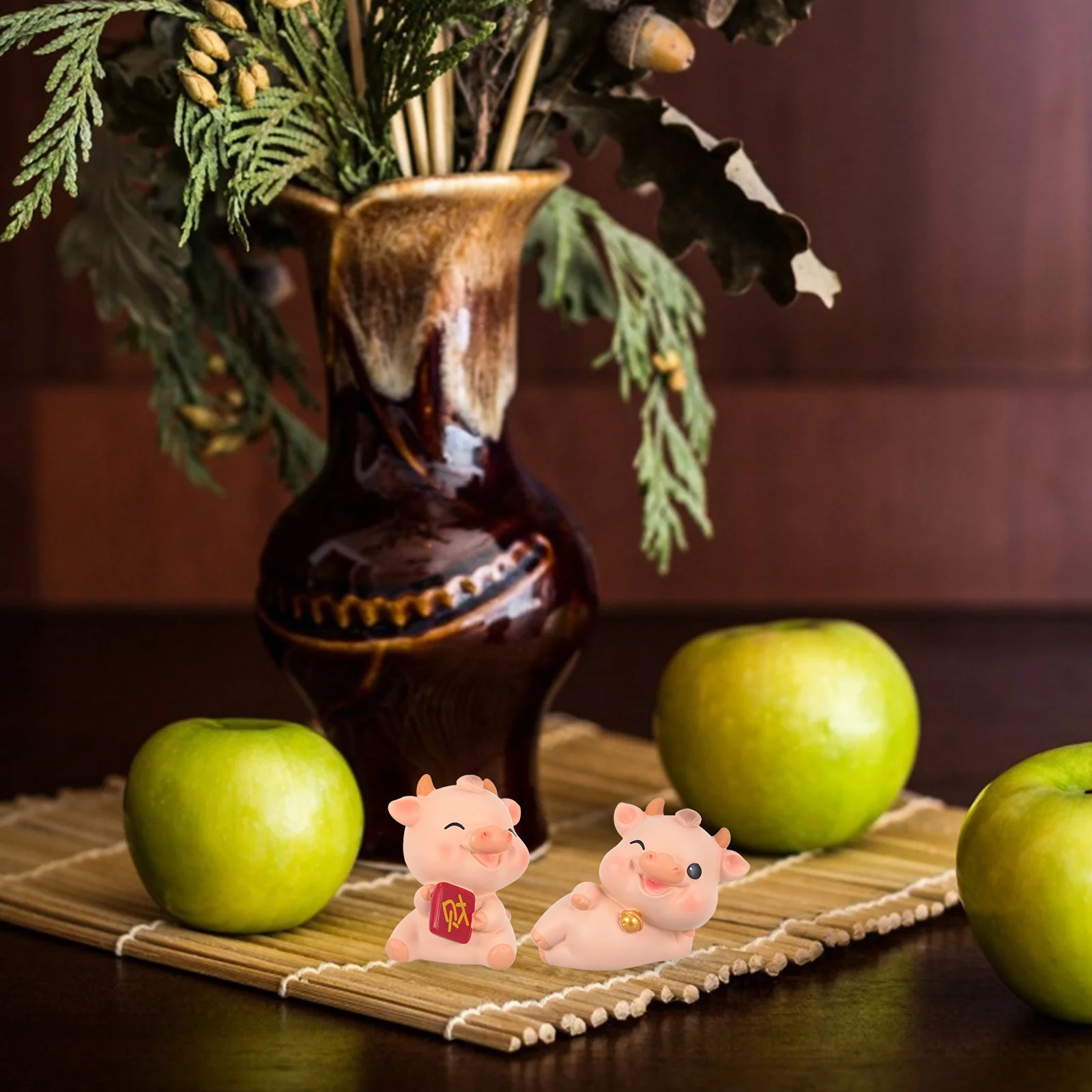 

4Pcs Cartoon Resin Bull Decor Home Office Desktop Crafts Excellent for Micro Landscape Succulent Mini Garden Animal Crafts