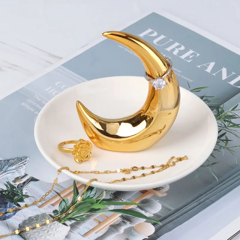Nordic ceramic jewelry plate display stand. Creative Golden Moon storage tray. Key and miscellaneous storage