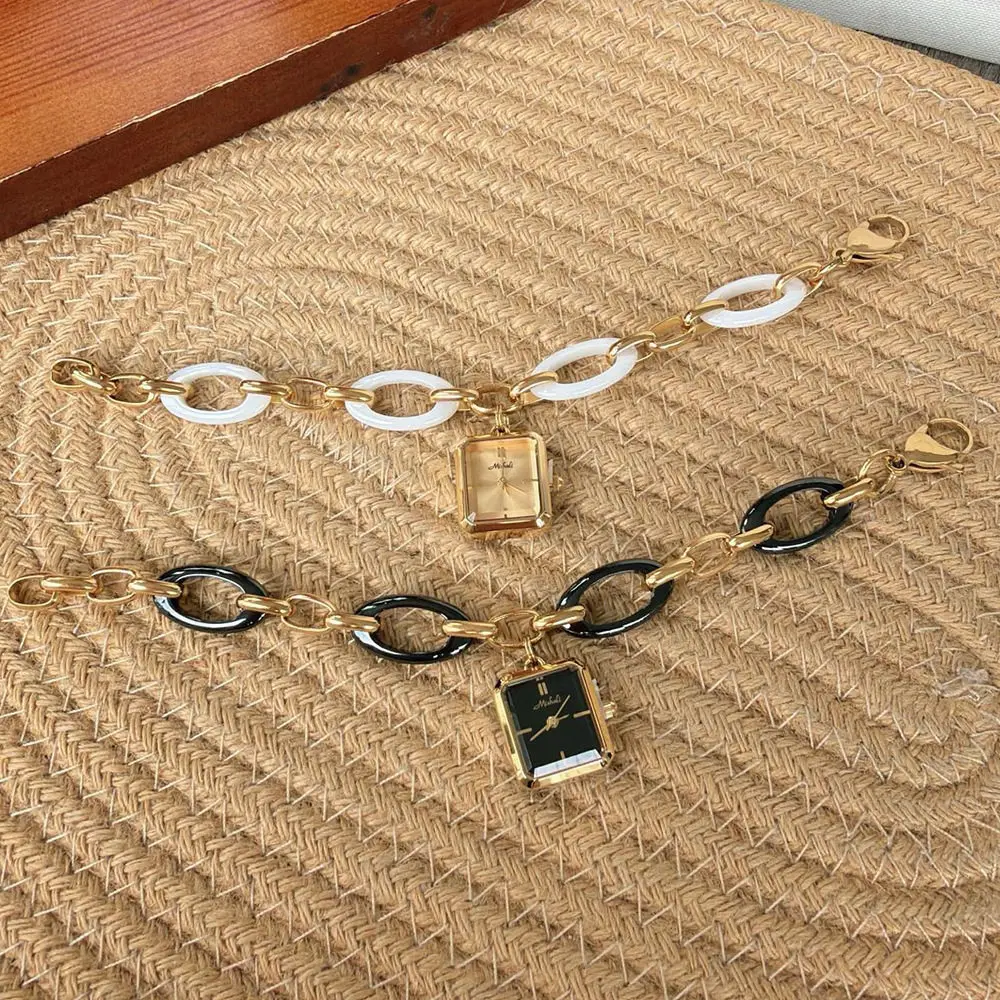 高級スクエアウォッチ 2026 新モデル レディース ハイエンド 本物のスチールストラップ ブレスレットウォッチ、プレミアムセレクションウォッチ、レディースギフト