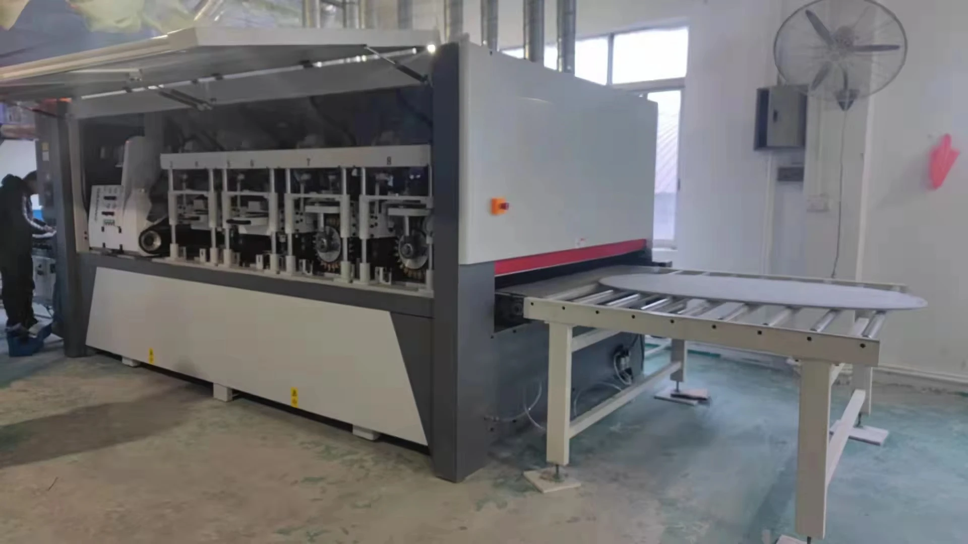 High Quality  Wood Brush Sander Woodworking Brush Sander Profile Sanding Machine for Cabinet Doors
