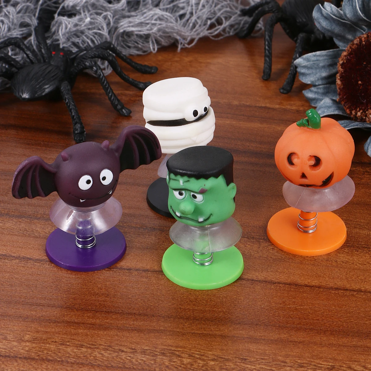 

3pcs Halloween Pumpkin Sucker Set Bouncing Small Size Plastic Fly Jump Novelty Decorative Spring Strange Shape