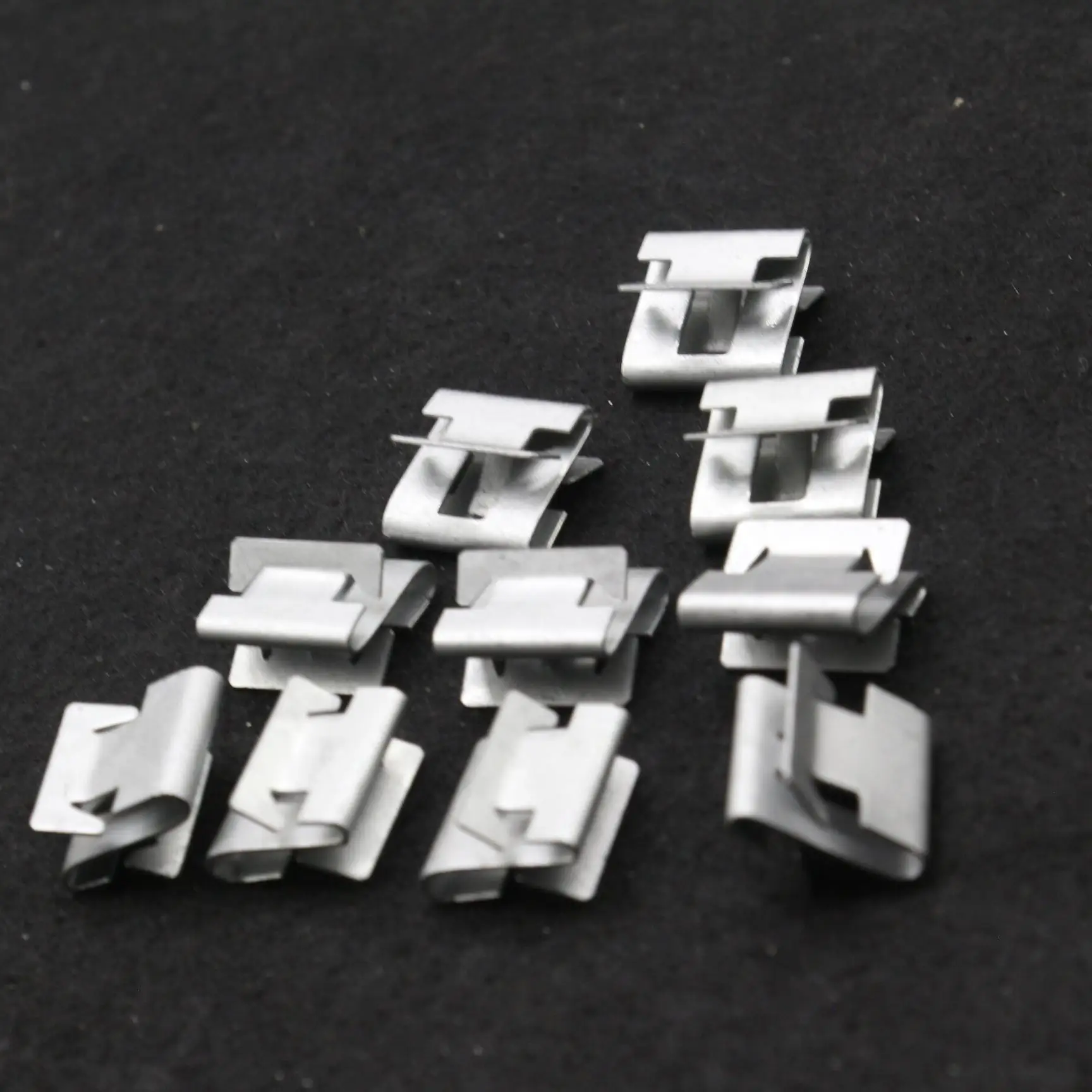 10 قطعة لوحة القيادة واللفافة لوحة الكسوة التجنيب كليب لفورد الداخلية داش تصاعد السحابات 6071353 استبدال #1