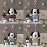 LLavero de Snoopy Kawaii para mujer, llavero colgante a la moda, adorno para mochila, llavero de coche para pareja, accesorios de decoración, regalos para niños