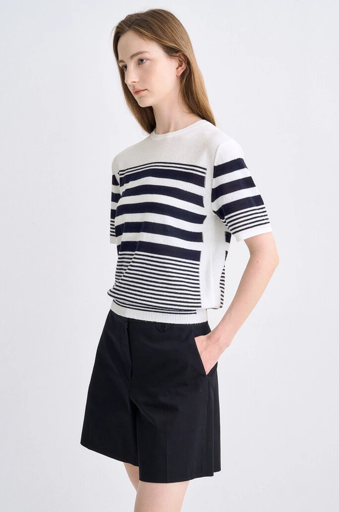 T*ME カジュアルストライプデザインスリムフィット半袖ニットセーター韓国スタイルワイドと狭いパターン春夏レディースファッション