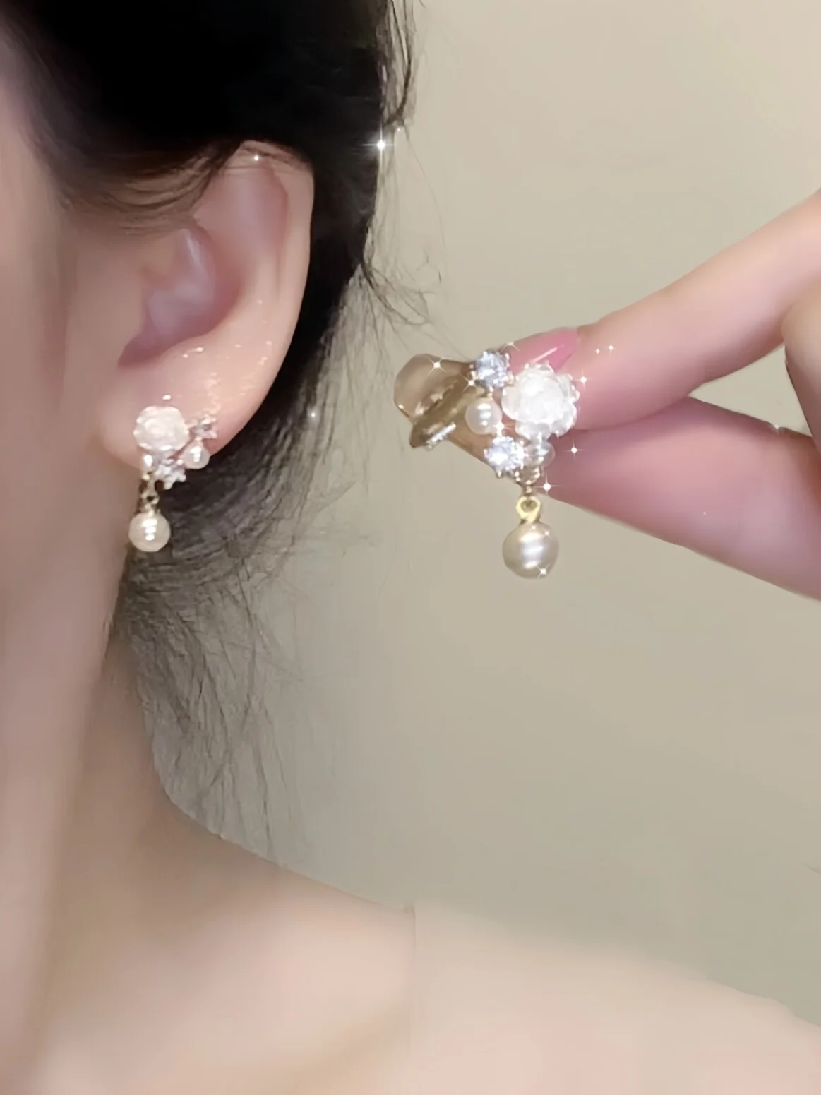 

925 Silver Pearl Flower Earrings Women Sweet Temperament Ear Clips No Piercing Mosquito Coil Disk Design