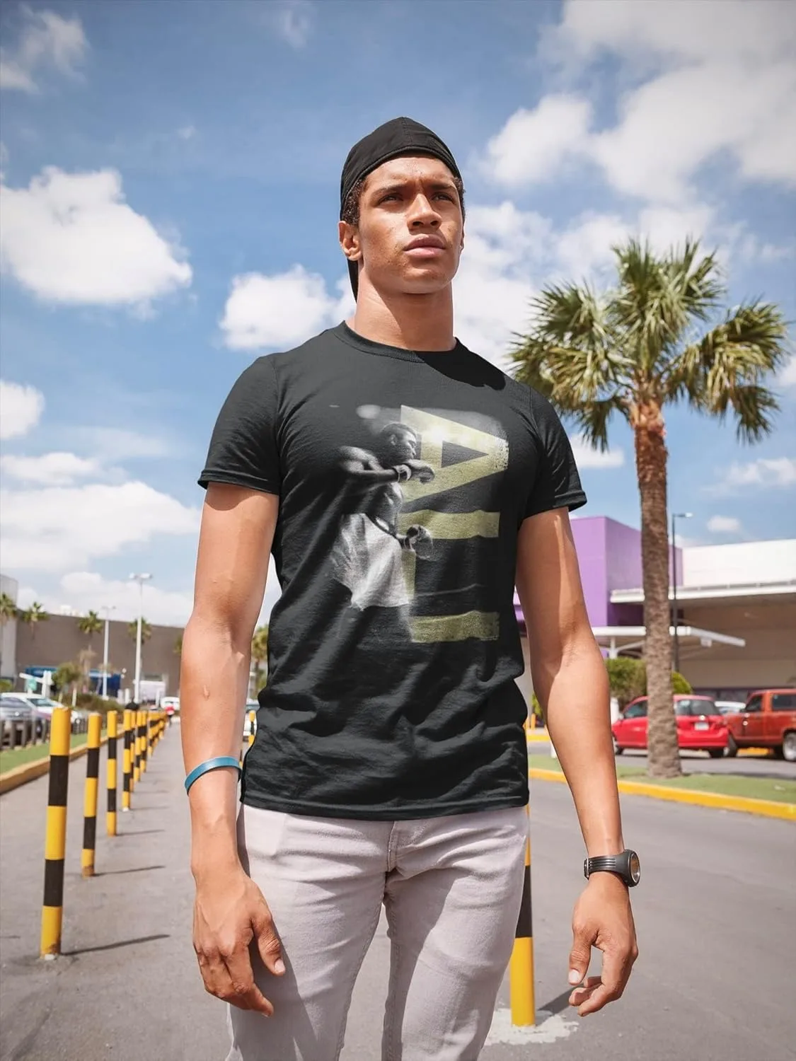 محمد علي في موقف الملاكمة مع علي في الحروف الذهبية الأسود الكبار تي شيرت 100% القطن موضة الاتجاه نمط للجنسين بلوزات فضفاضة