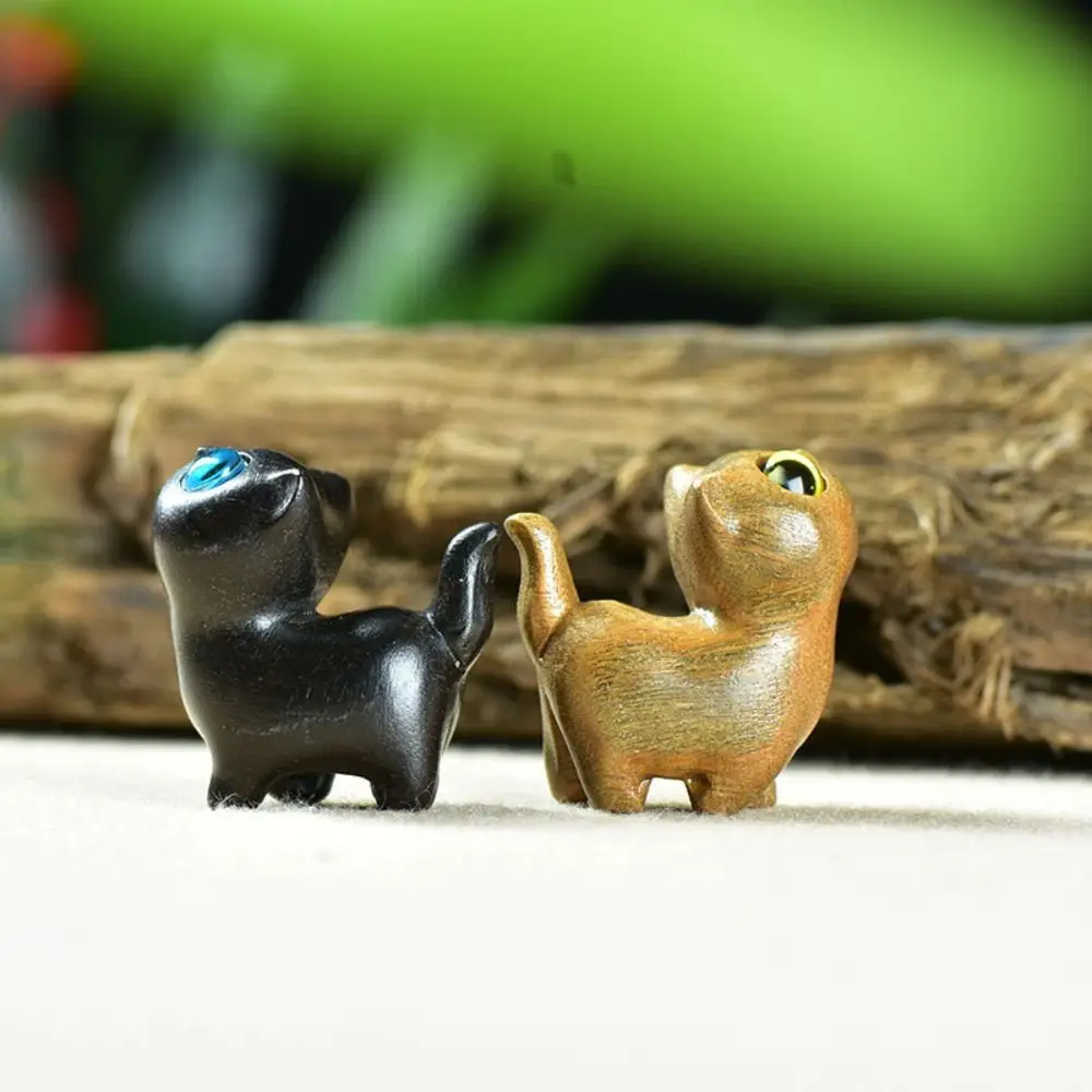 Holiday Gift Sandalwood Cat Desktop Figurine Kawaii Mini Wooden Carved Figurine Cartoon Exquisite Animal Living Room