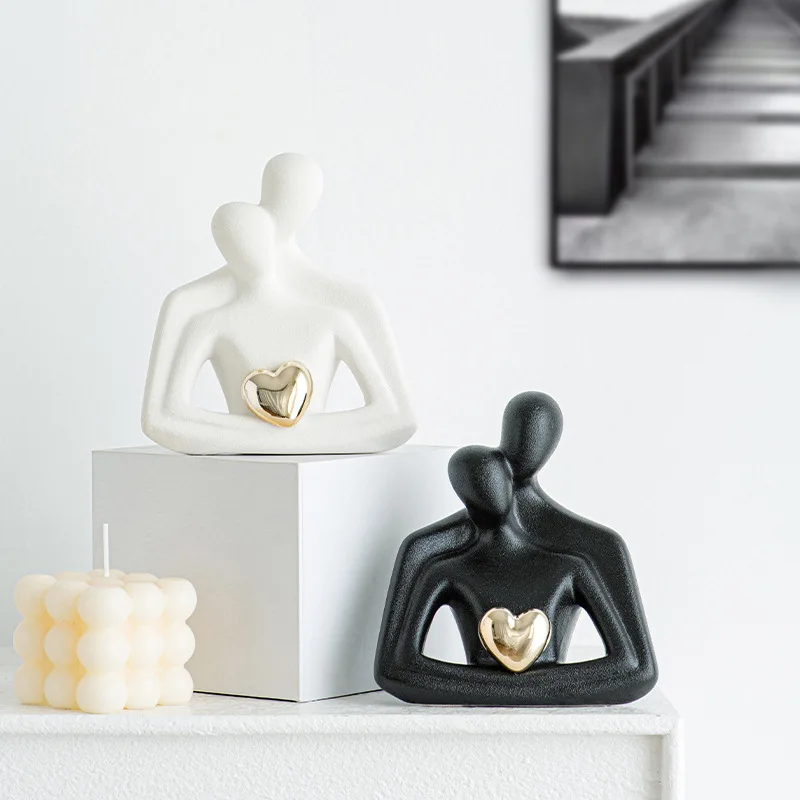 Ceramic Couple Figurine Creative Heart-shaped Human Sculpture Black and White Decorative Figure Room and Office Decoration Gift