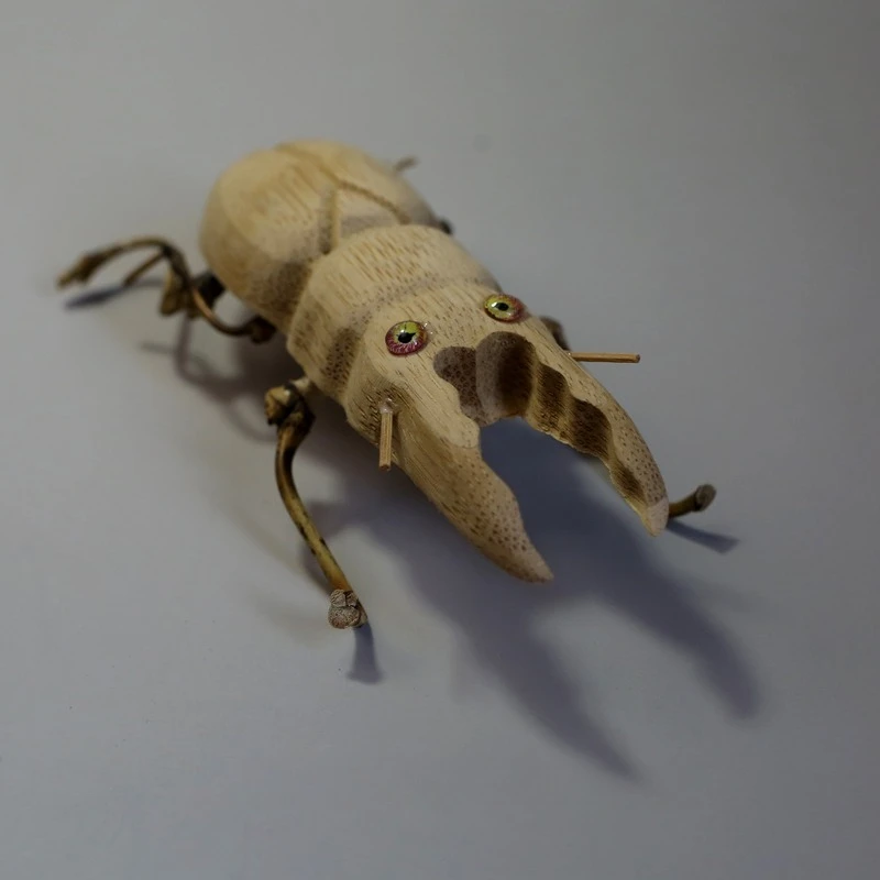 1 PC Handmade Bamboo Stag Beetle Miniature Realistic Animal with Large Pincers Home Decoration Creative Handcrafted Insect Decor
