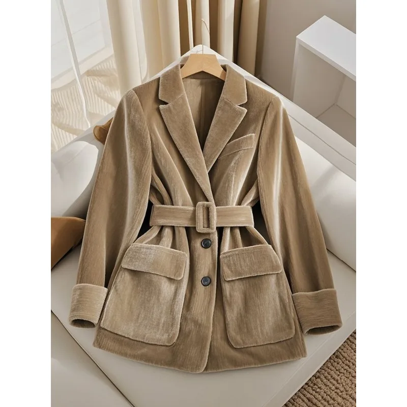 

Популярный в этом году модный повседневный универсальный кофейный цвет с воротником с лацканами и длинными рукавами, утолщенный золотой бархатный пиджак, женский зимний пиджак