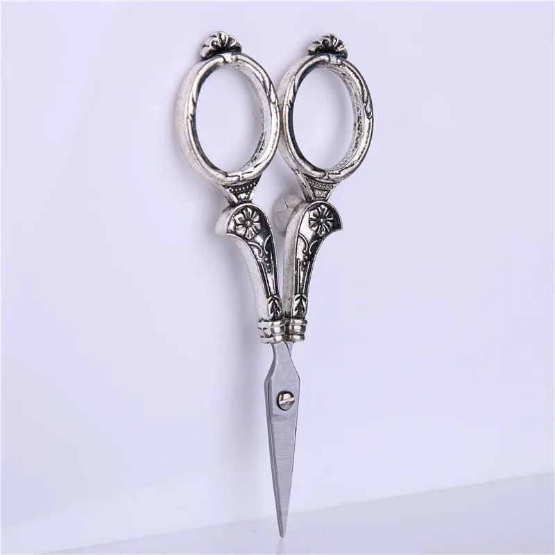 Fashion Retro Carved Scissors Stainless Steel Tailor Cross Stitch Paper Crafts Cutter Tool Office School Supply Home Shears