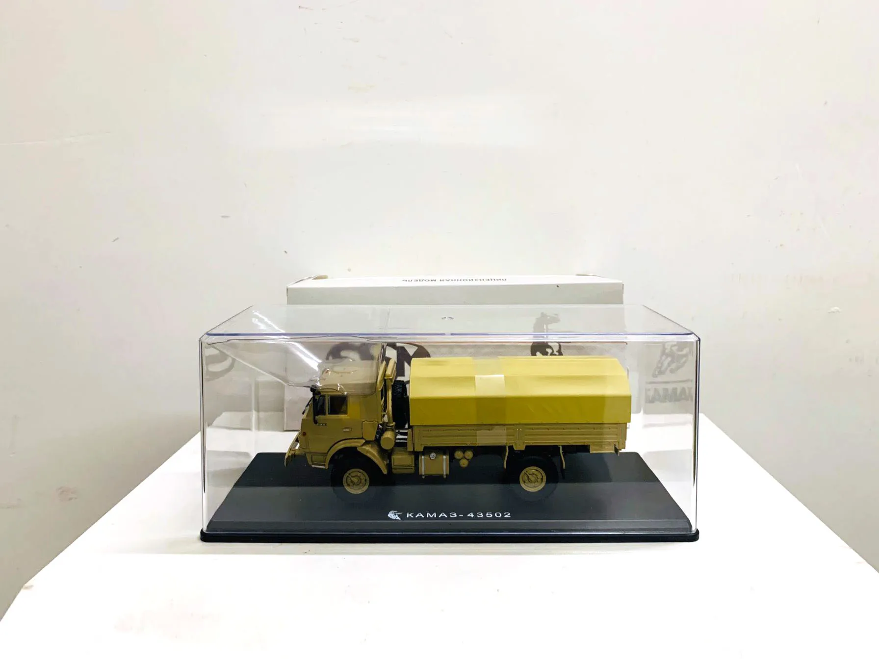 Start Scale Models SSM Kamaz 1:43 Scale Die-Cast Model Truck Kama3-43502