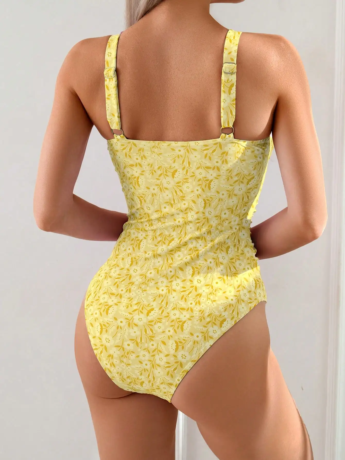 

Women's Floral Print Ruffle Strap One-Piece Swimsuit For Beach Vacation Summer