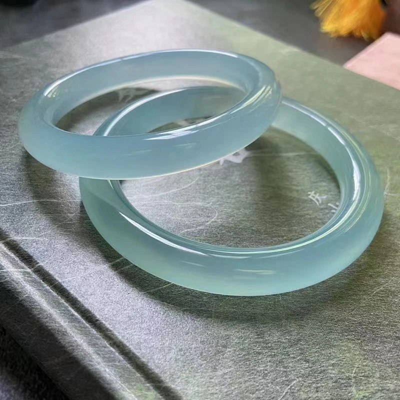 High Quality Natural Chalcedony Agate Bangle Ice Species Blue Water Exquisite Elegant Jade Bracelet Handring Fine Jewelry