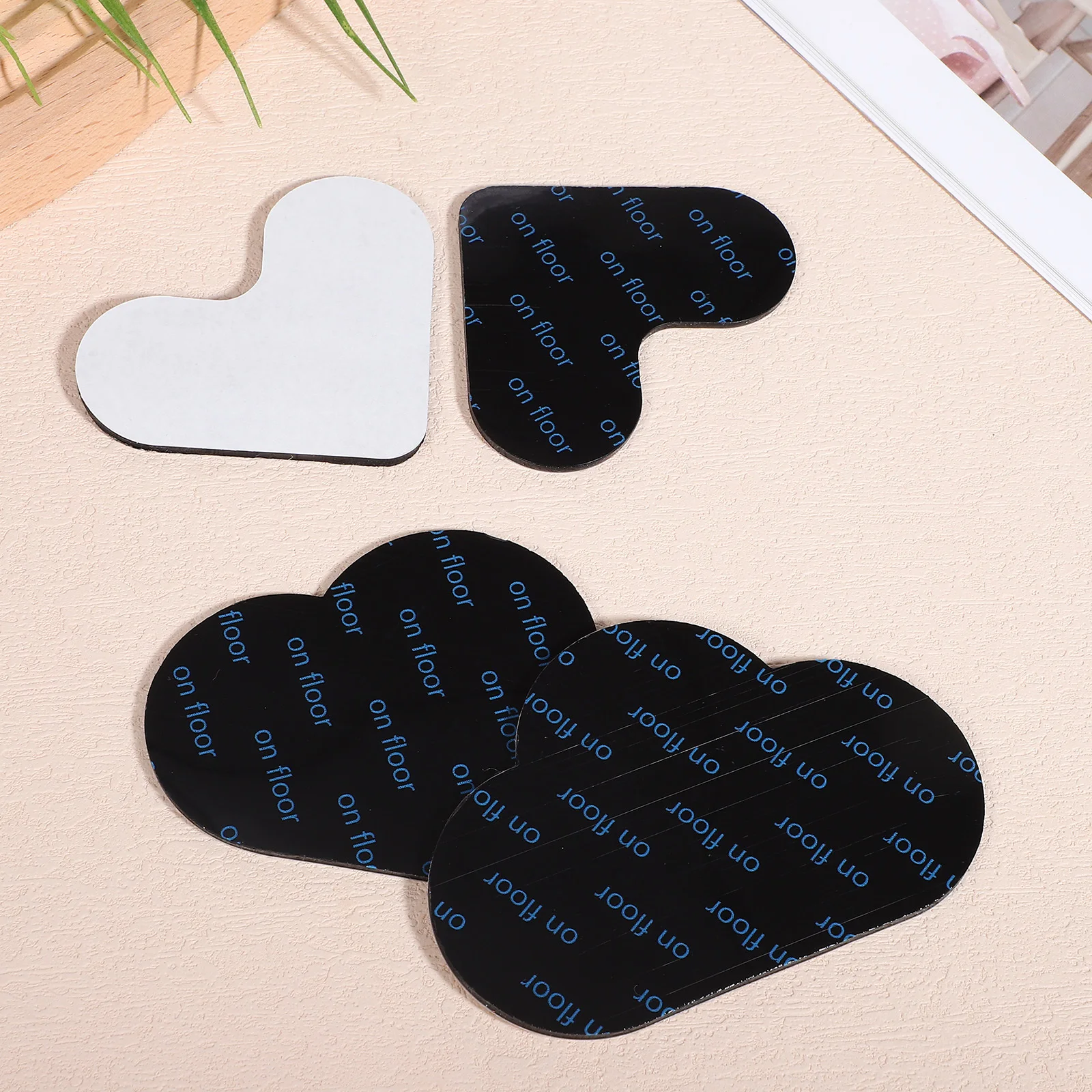 16 قطعة منصات السجاد غير زلة القلب سحابة شكل البساط الشريط ملصقات للأرضيات الصلبة بلاط عدم الانزلاق