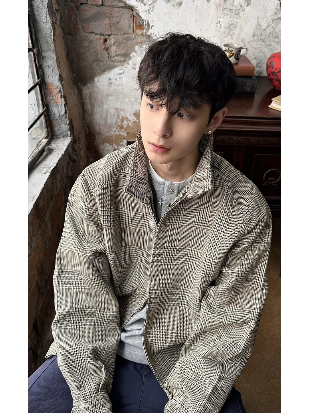 

Мужская куртка-харрингтон в американском ретро-стиле с воротником-стойкой, в клетку, в стиле Old Money, молодежный тренд, осенняя, ветрозащитная