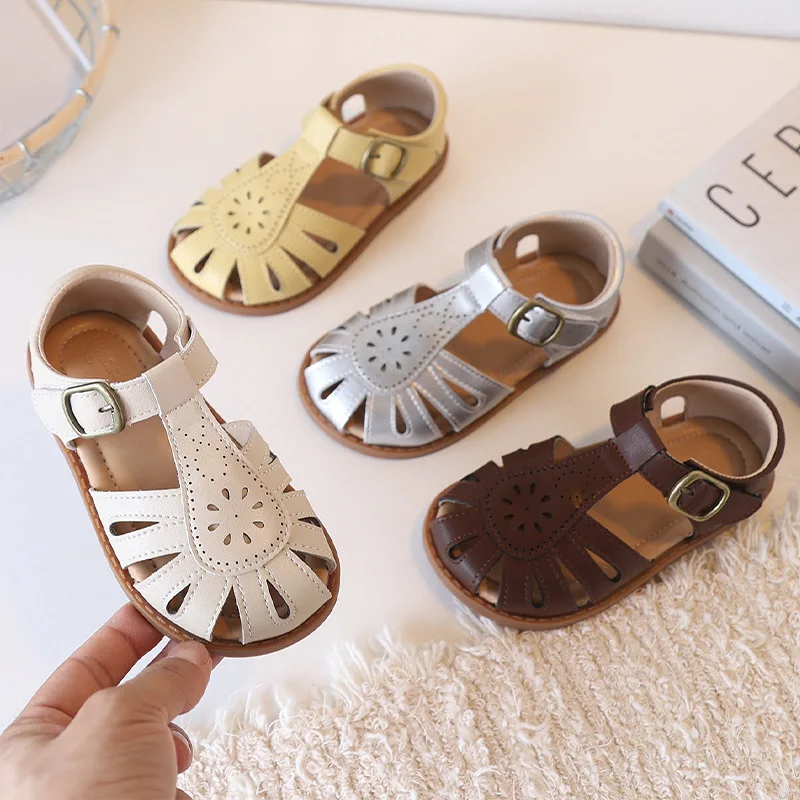 2026 New Summer Kids Genuine Leather Sandals Lolita Style Hollow Breathable Soft Sole Girls Beach Casual Toddler Shoes