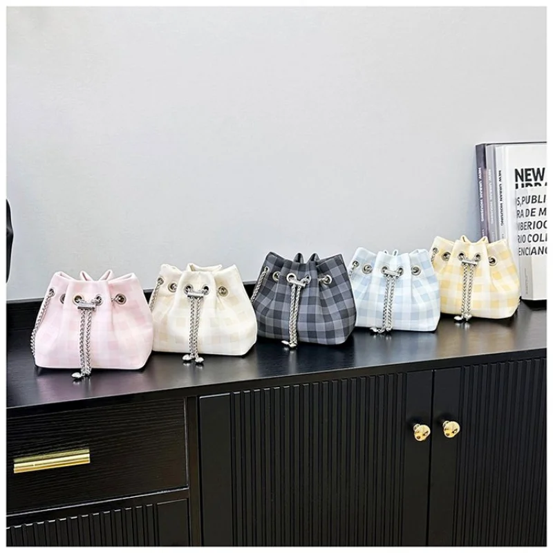 

Women's Handbag Crafted From Premium Leather Featuring Trendy Commuter Design And Casual Vintage Elegant Look​