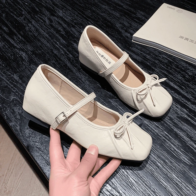 

Women Round Head Rubber Cow Suede Matte Leather Shallow Cut Slip On Flat Shoes Low Heel Less Than 3cm Comfort Casual Walking