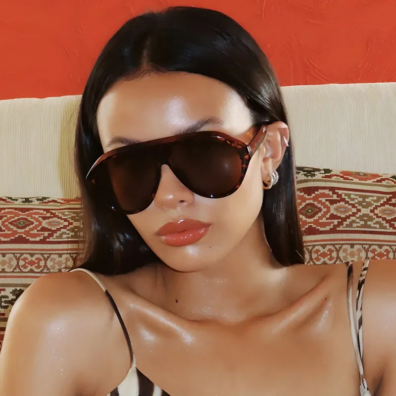 Vintage-Stil Sonnenbrille Frau Pilot Form Stilvolle UV-Schutz Brille für Männer Fahren Wandern Frauen Brillen UV400