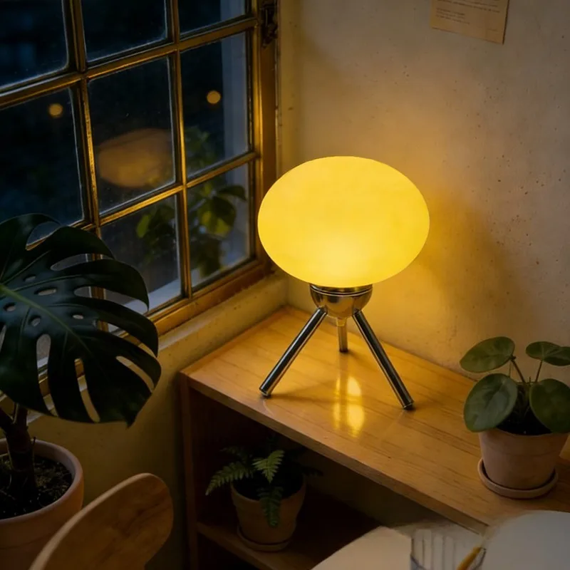 Nordic creative marshmallow desk lamp, student dormitory desktop bedroom bedside lamp