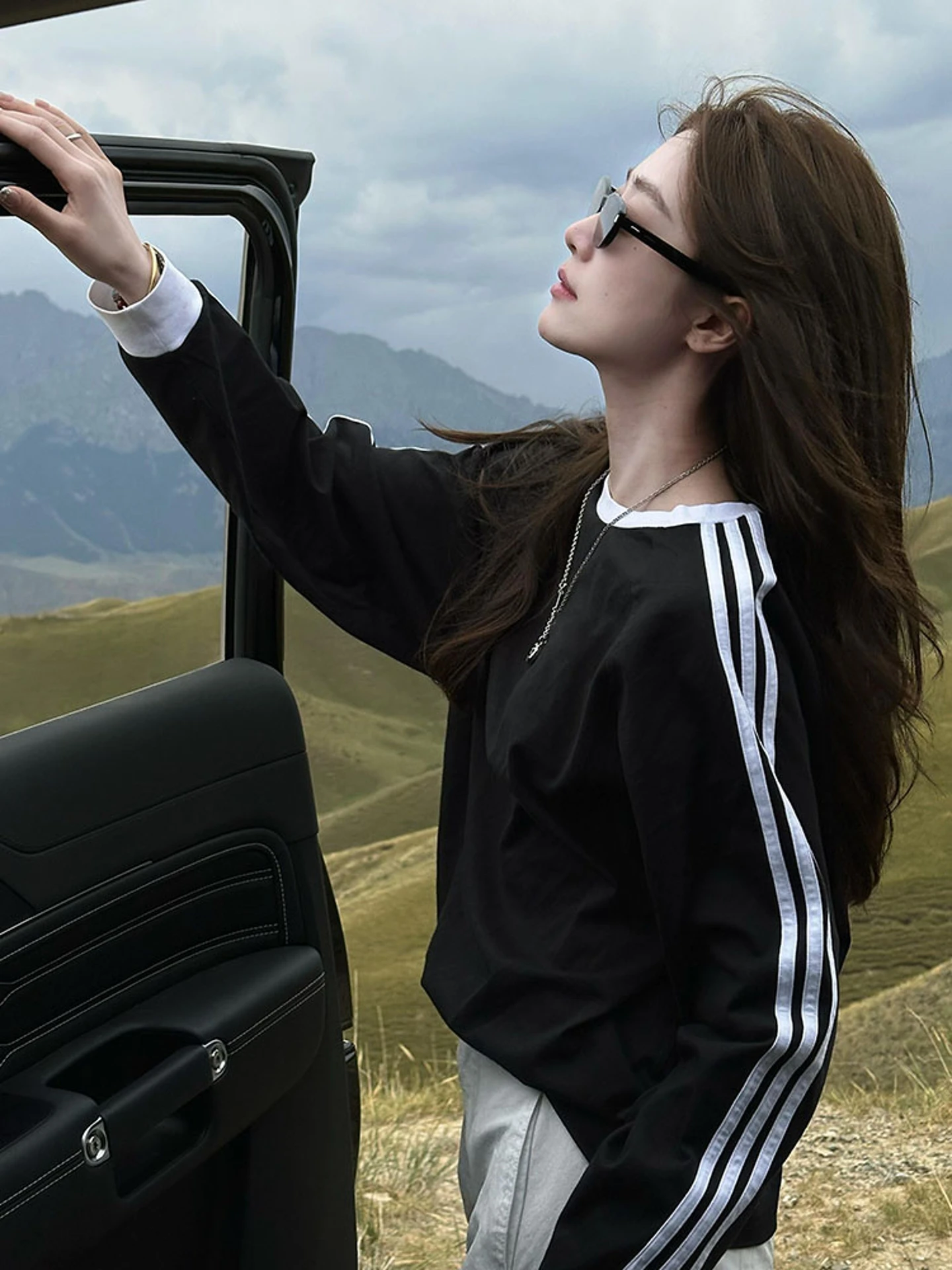 Sli Unique Bla Striped Sweatirt T-irt Women's Faionable Fall Cool Trendy Lady Brand Loose Fit Long Sve round Ne