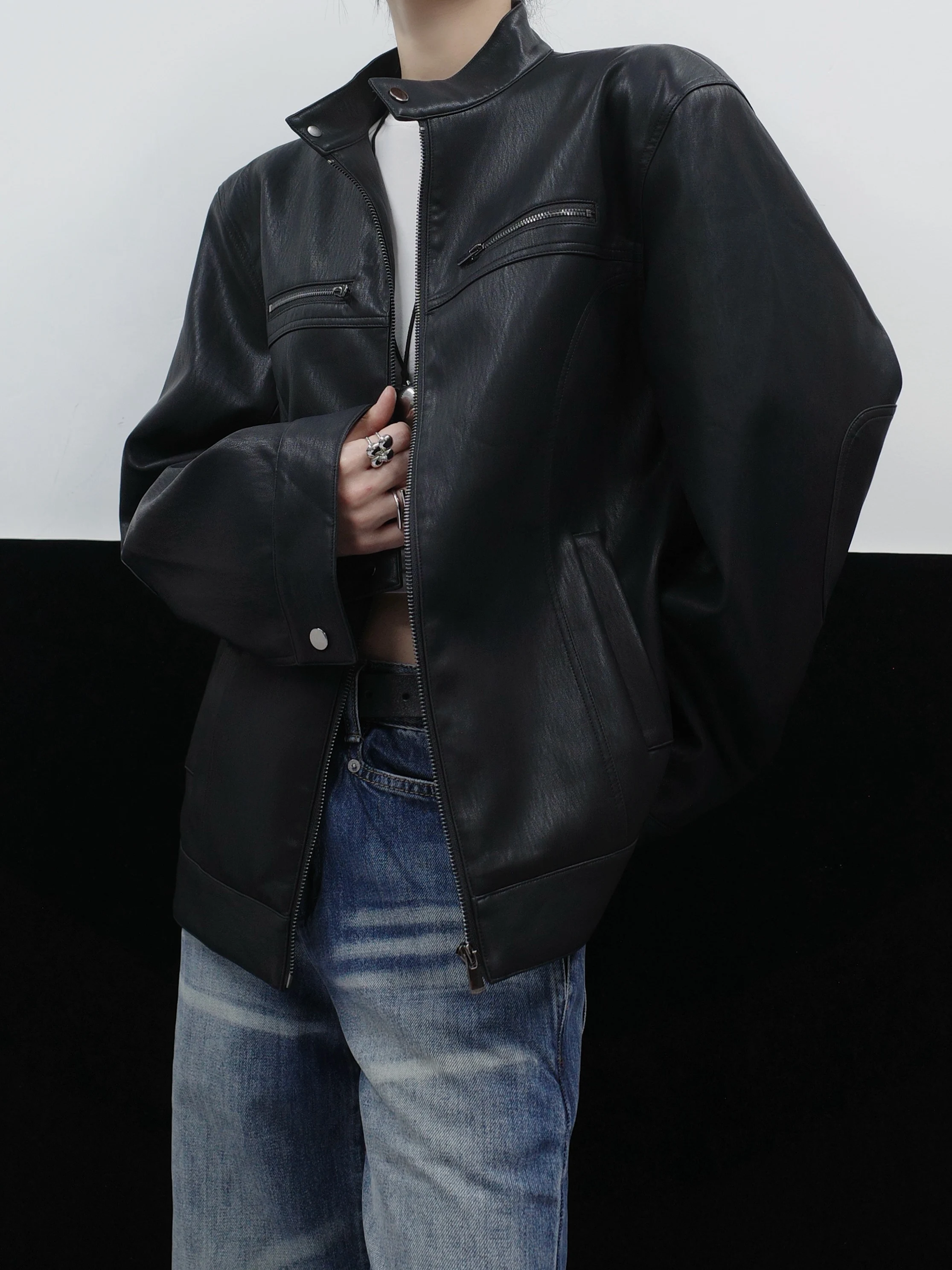 

Укороченная куртка-косуха из искусственной кожи с воротником-стойкой для женщин, осенний модный тренд